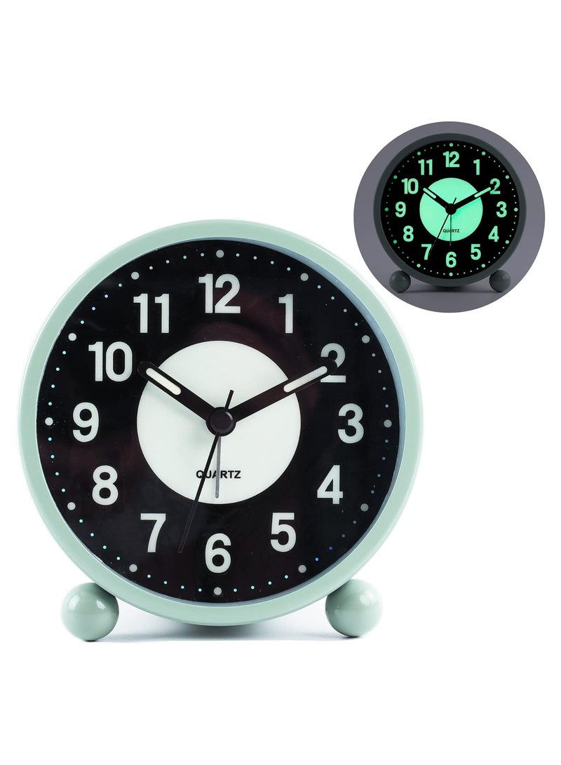 Alarm Clock Luminous 4 "Round Silent Analog Table Clock Non-Ticking, Battery Operated with Loud Alarm and Night Light Small Desk Clock for Bedroom, Bedside Table - Image 1