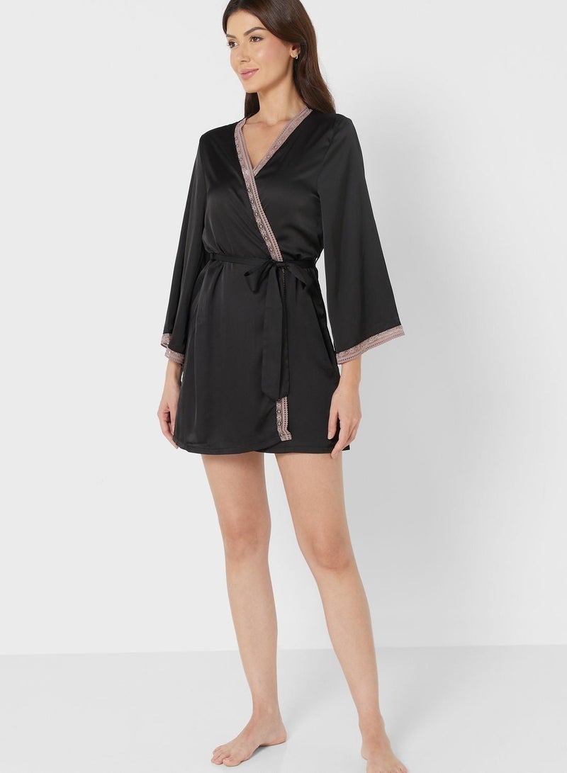 NIBEMINENT Contrast Lace Detail Night Robe  - Image 4