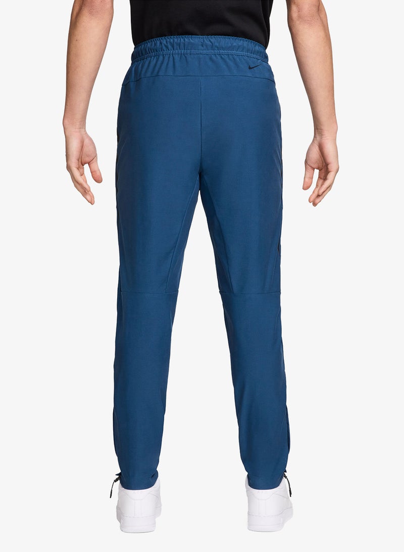 Nike Tech Short Knitted Drill Sweatpants - Image 2