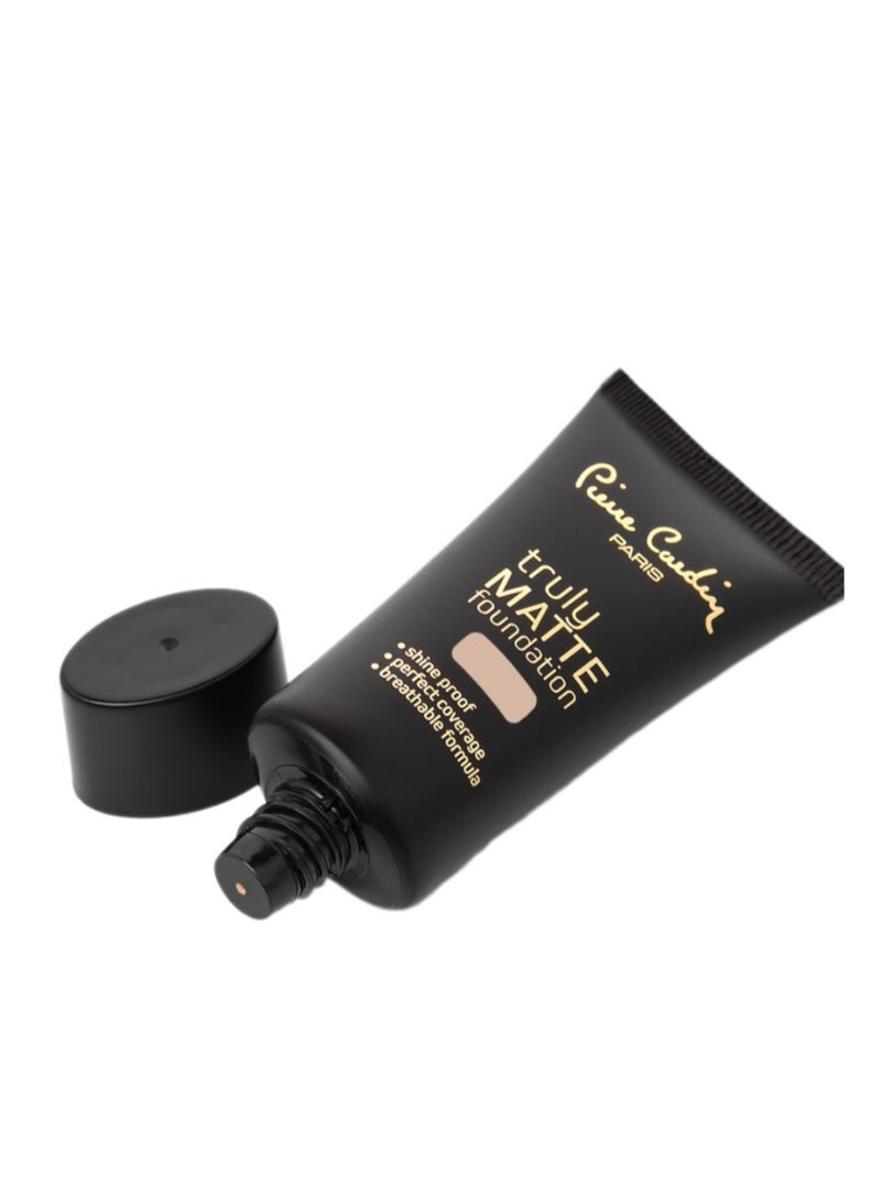 Pierre Cardin Truly Matte Foundation True Beige 428 - Image 3