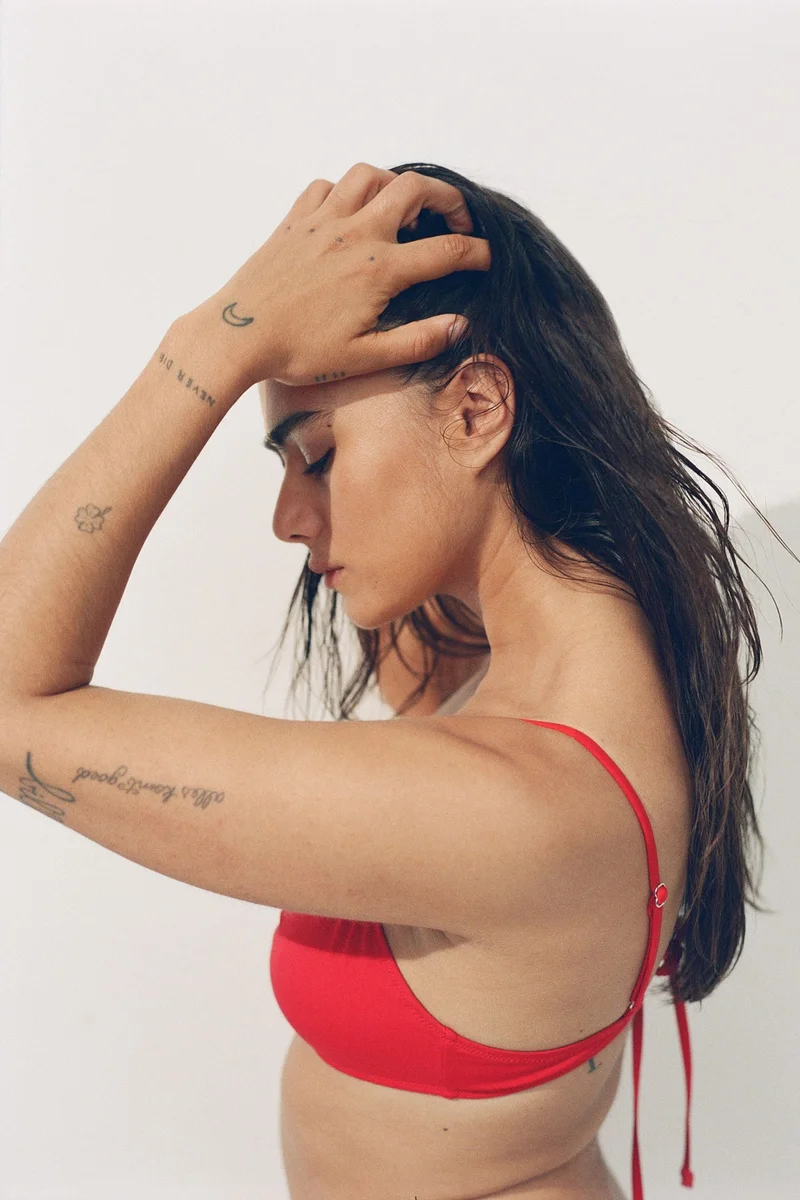 اتش اند ام بيكيني توب مبطنة مع عقدة