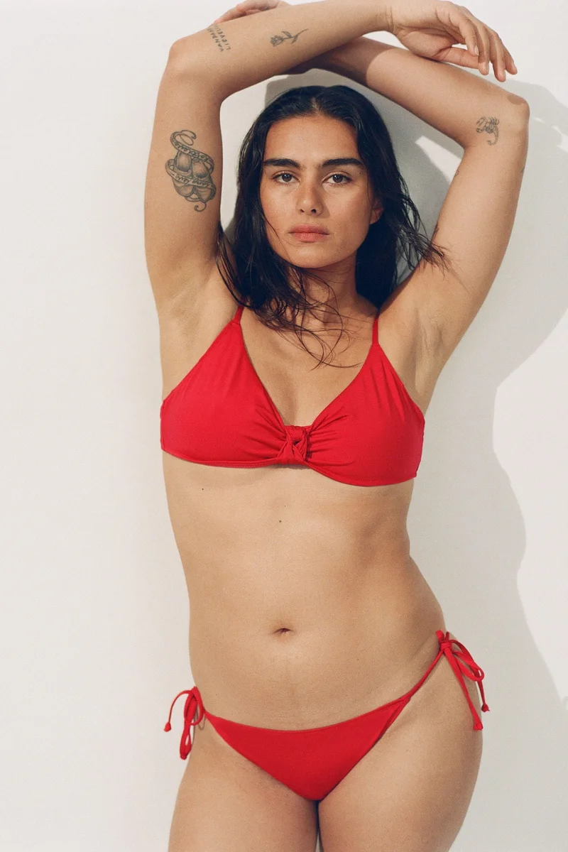 اتش اند ام بيكيني توب مبطنة مع عقدة