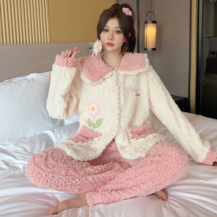 Pajamas Women'S Plush Cute Sweet Doll Collar Cardigan Plus Size Chubby Girl Warm Homewear - Image 1