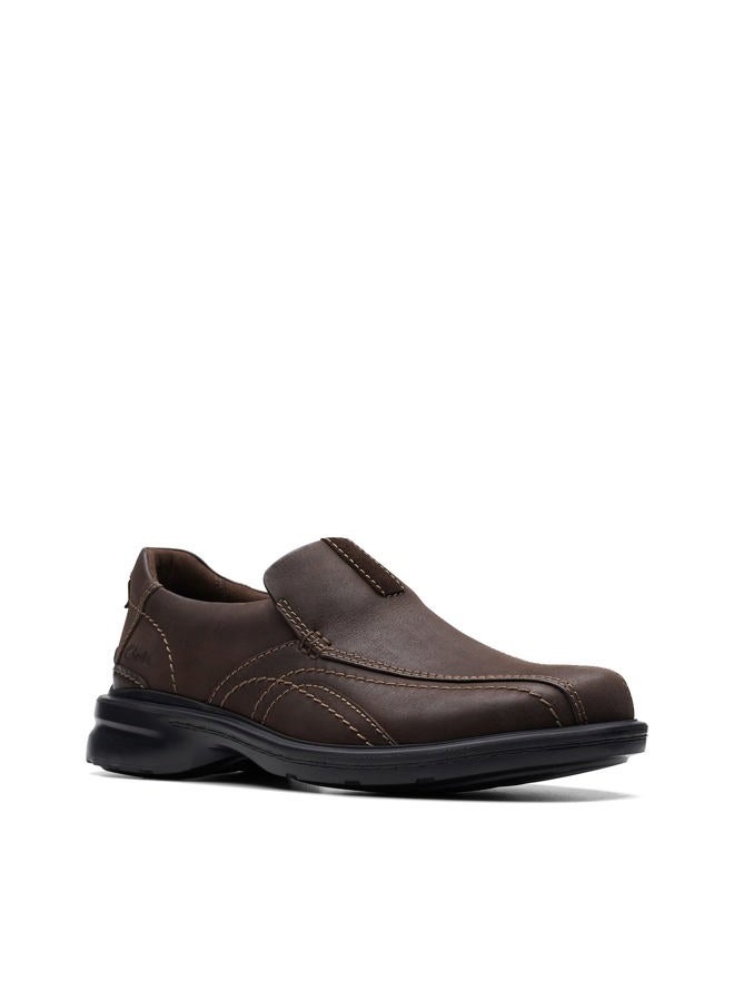 clarks حذاء لوفر جيسلر للرجال، جلد بني، مقاس 7.5 عريض - Image 3