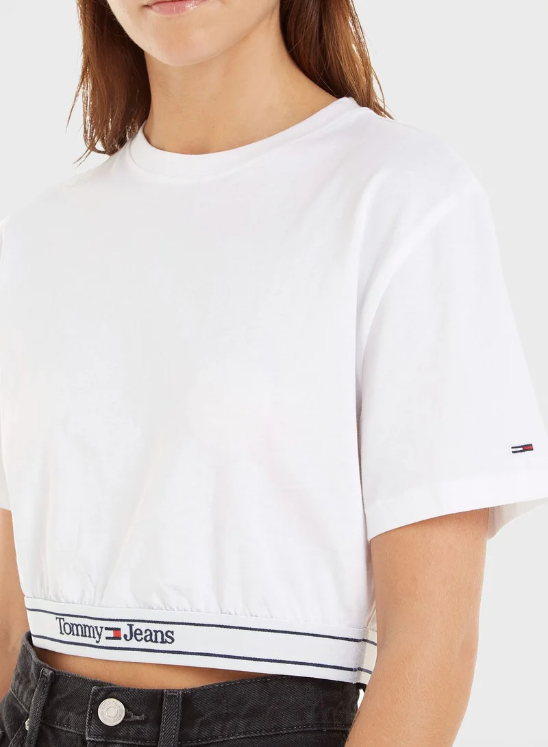 TOMMY JEANS Round Neck Crop Logo Top
