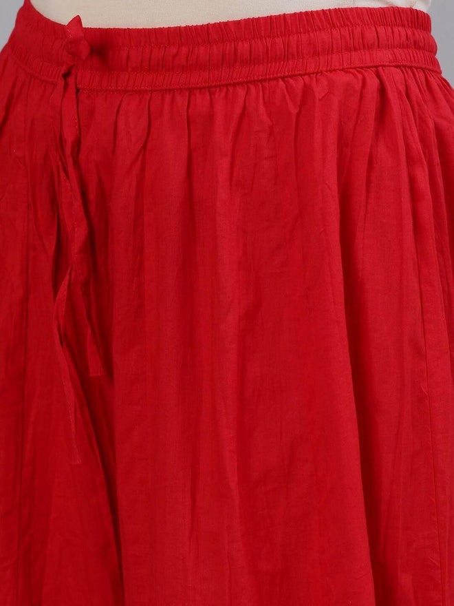 ISHIN Women Red Embroidered Kurta with Skirt and Dupatta Set - Image 4