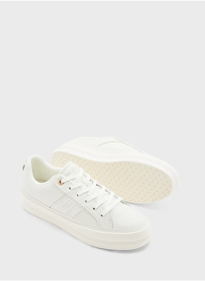 TOMMY HILFIGER Lace Up Low Top Sneakers