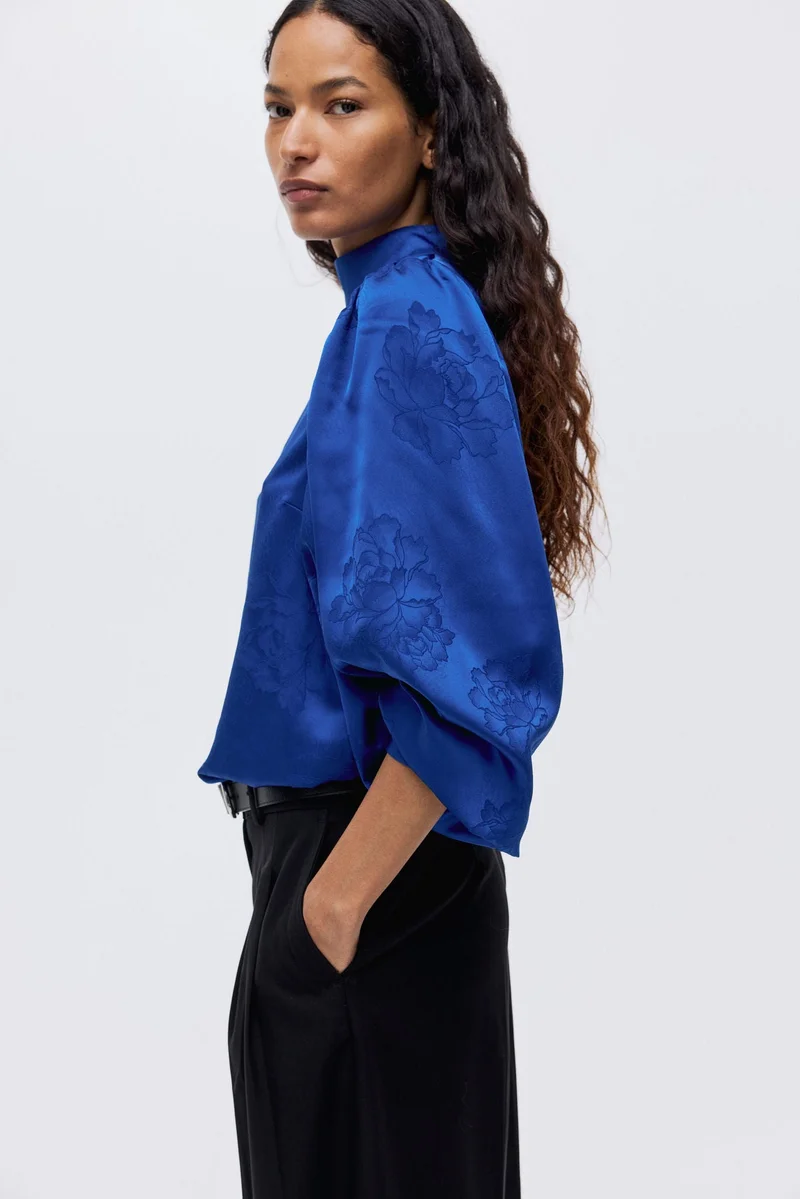 H&M Jacquard-weave blouse
