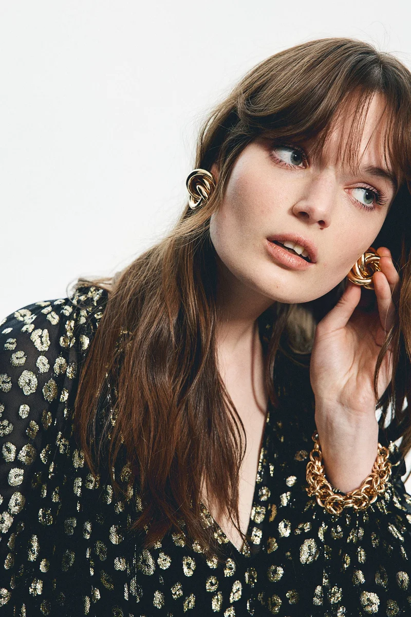 اتش اند ام فستان من الدانتيل