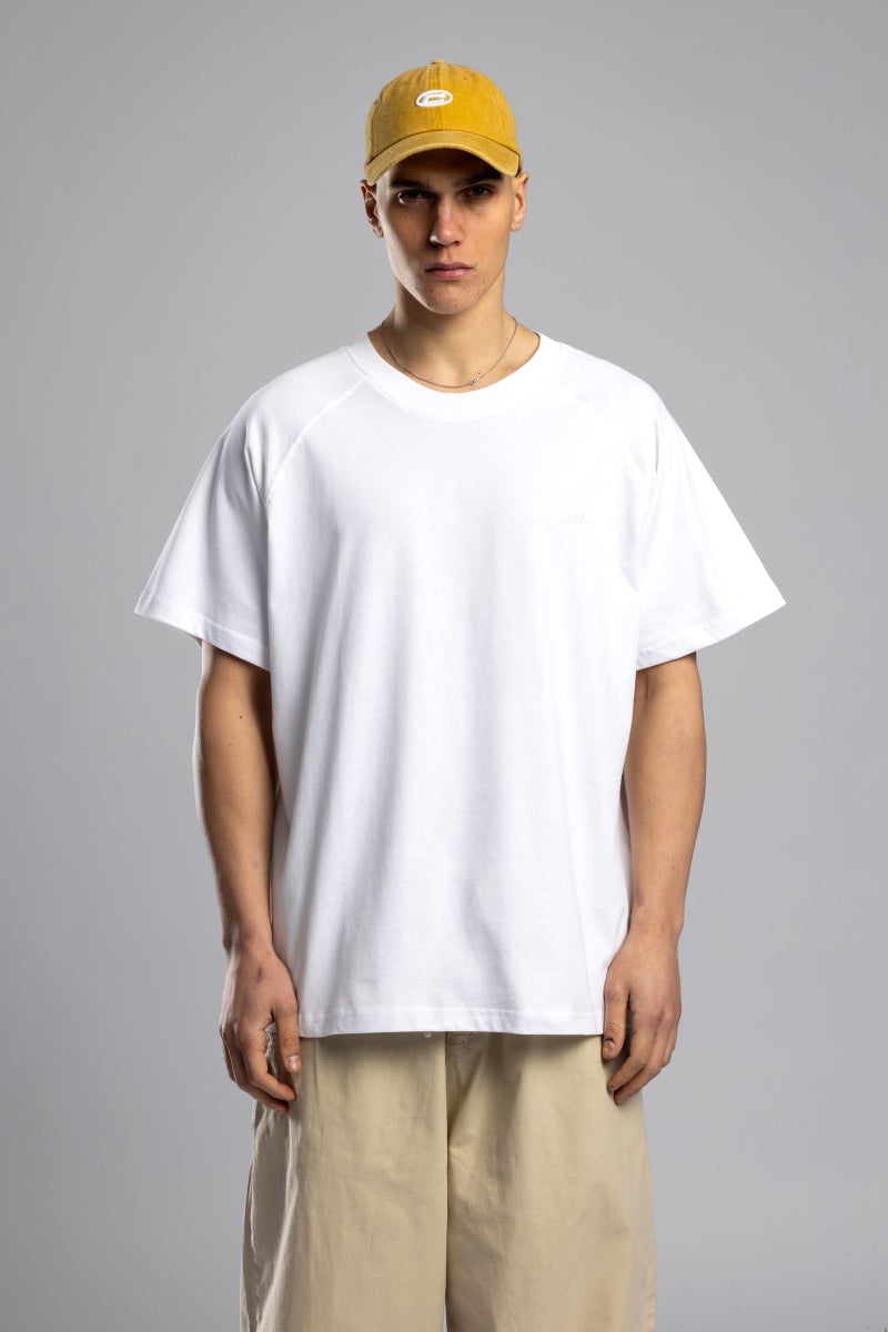 كاتش تيشيرت أساسي بأكمام راجلان مطرزة من Catch - Image 4