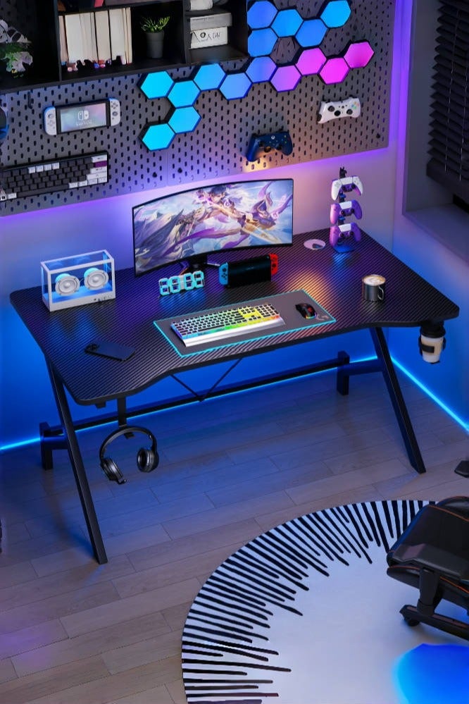 اديببولا طاوله قيمنق مع حامل أكواب وطاولة دراسة مع خطاف لسماعات الأذن مقاس - Image 1