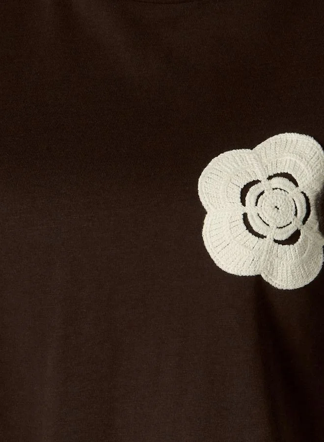 2Xtremz 2Xtremz T shirt with Crochet Applique Detail