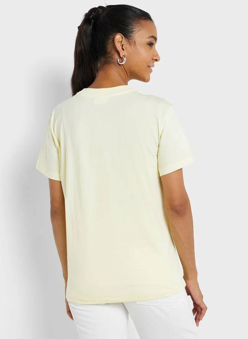 CALVIN KLEIN Crew Neck Logo T-Shirt