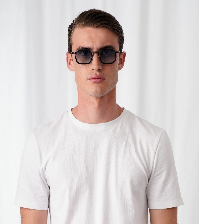  اكسبليست باوتس نظارات شمسية أنيقة للجنسين من ليكس، أسود مطفي وتدرج أزرق - Image 3