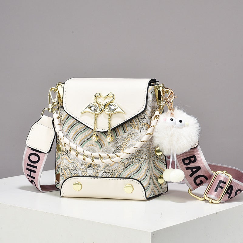 2025 Women'S Handbag Fashion Trendy Shoulder Bag Simple New Bag Versatile Crossbody Korean Style Crossbody Mobile Phone Bag - Image 4