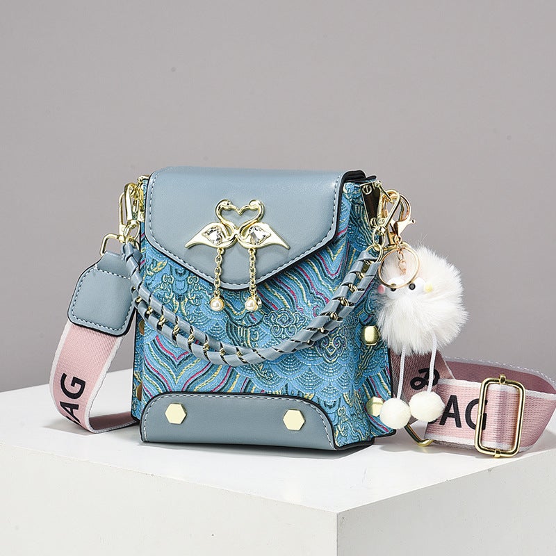 2025 Women'S Handbag Fashion Trendy Shoulder Bag Simple New Bag Versatile Crossbody Korean Style Crossbody Mobile Phone Bag - Image 2