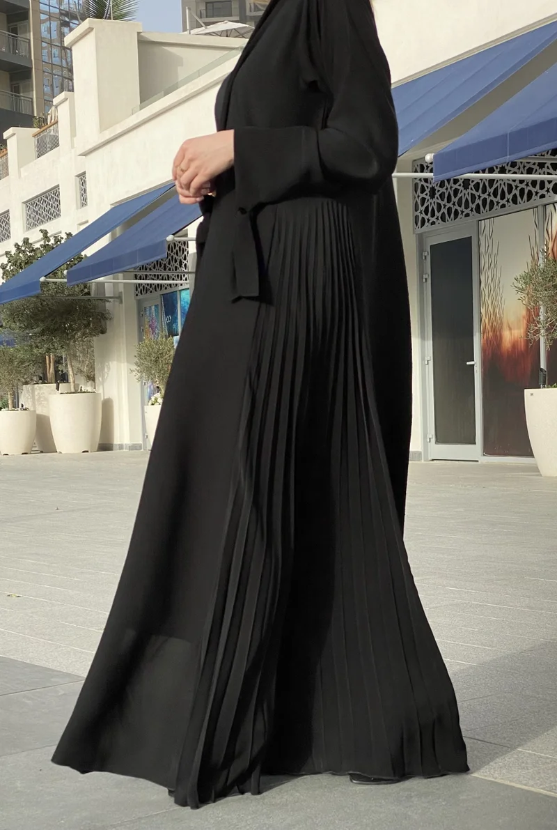 Moistreet  Plisse Abaya Set for Women | Best Price UAE