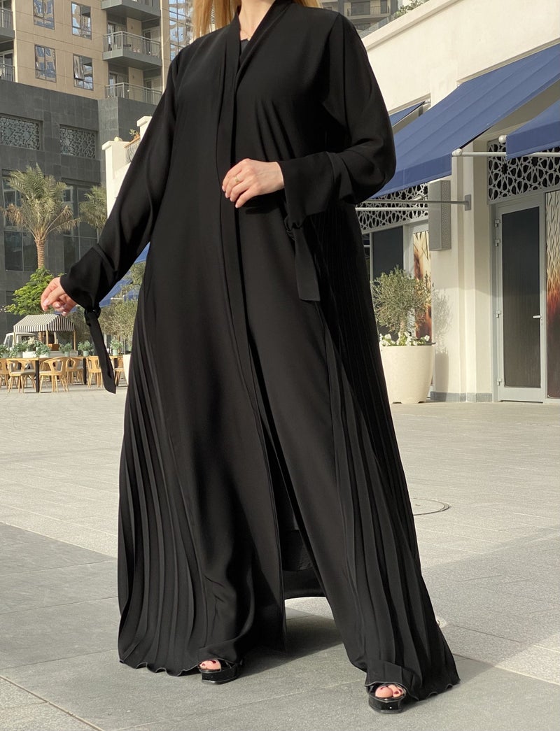 Moistreet Plisse Abaya Set - Image 4