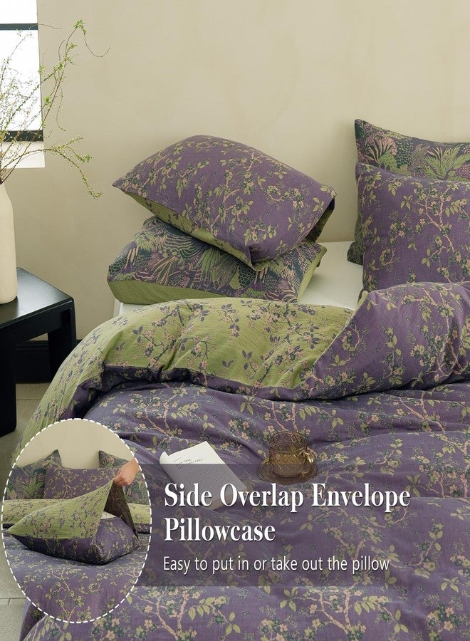 Simple&Opulence طقم غطاء لحاف من الموسلين من Simple&Opulence، مقاس كوين، قطن مغسول 100%، 3 قطع، مصبوغ بالغزل، بنقشة زهور جاكار عتيقة باللون البنفسجي، غطاء لحاف ناعم ومسامي من الشاش مع سحاب للإغلاق. - Image 4