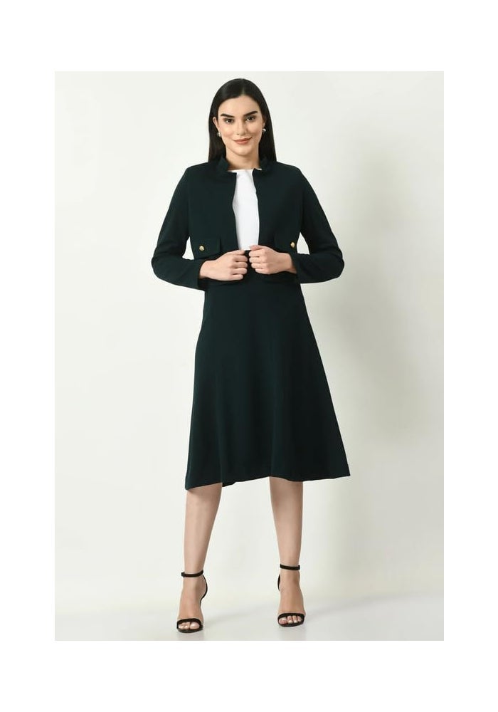 Exude طقم بليزر قصير وتنورة ميدي خضراء للنساء - Image 4