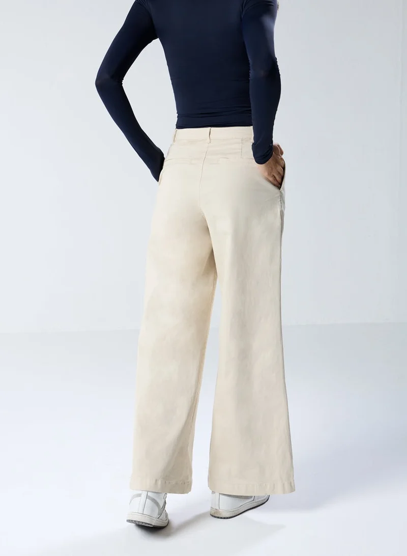 Zigzag Light Beige flared Chino pant
