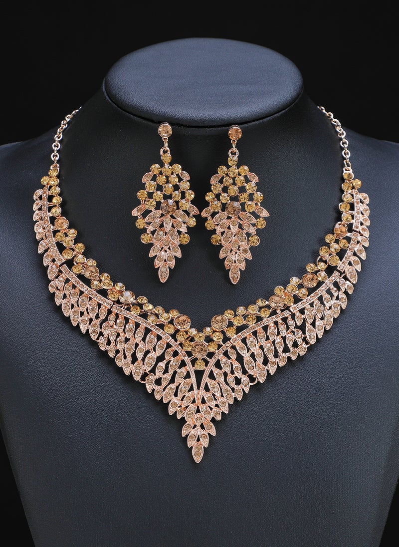 Sharpdo طقم مكون من عقد وأقراط ريترو أنيقة مكون من قطعتين