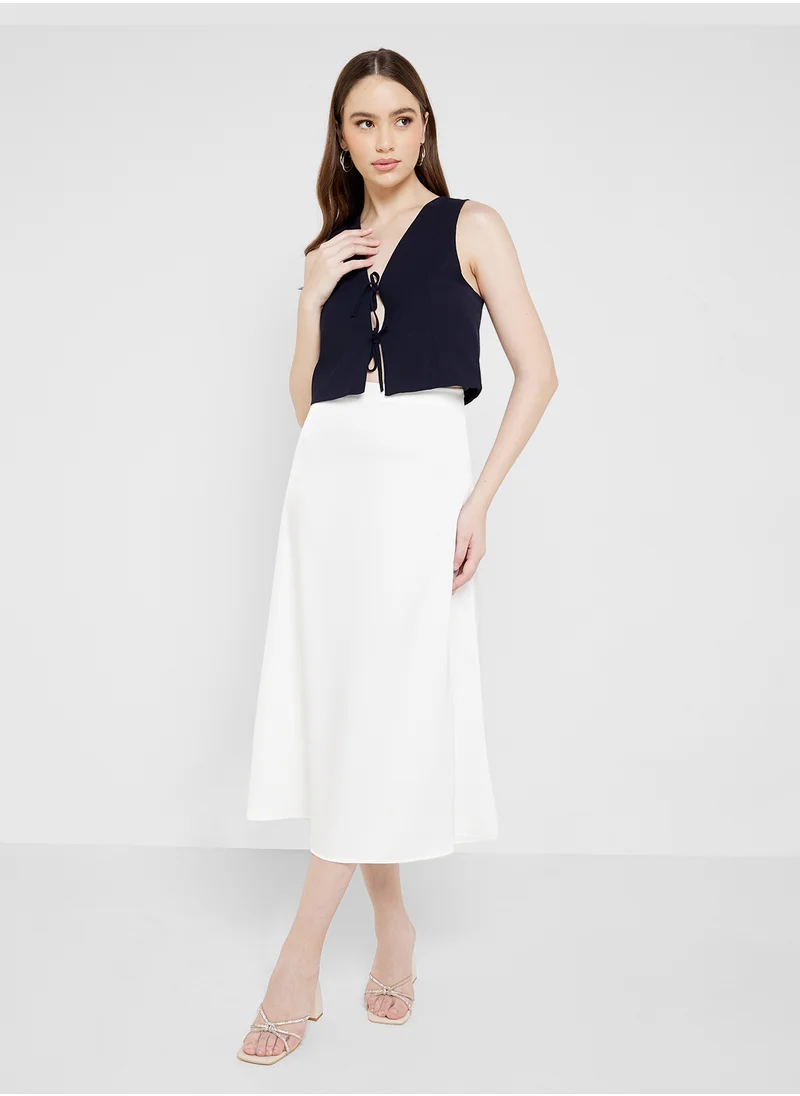 ايلا A-Line Satin Skirt