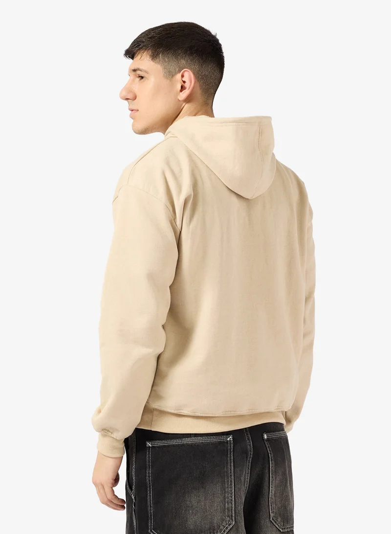 سفنتي فايف بيسيكس هودي بقصة عادية