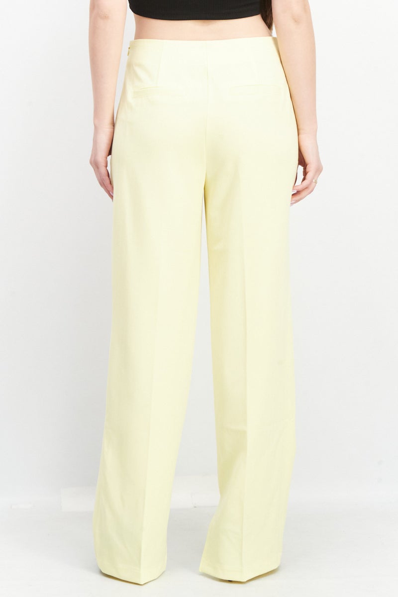 NA-KD Women Regular Fit Solid Stretchable Trouser,  Yellow - Image 4