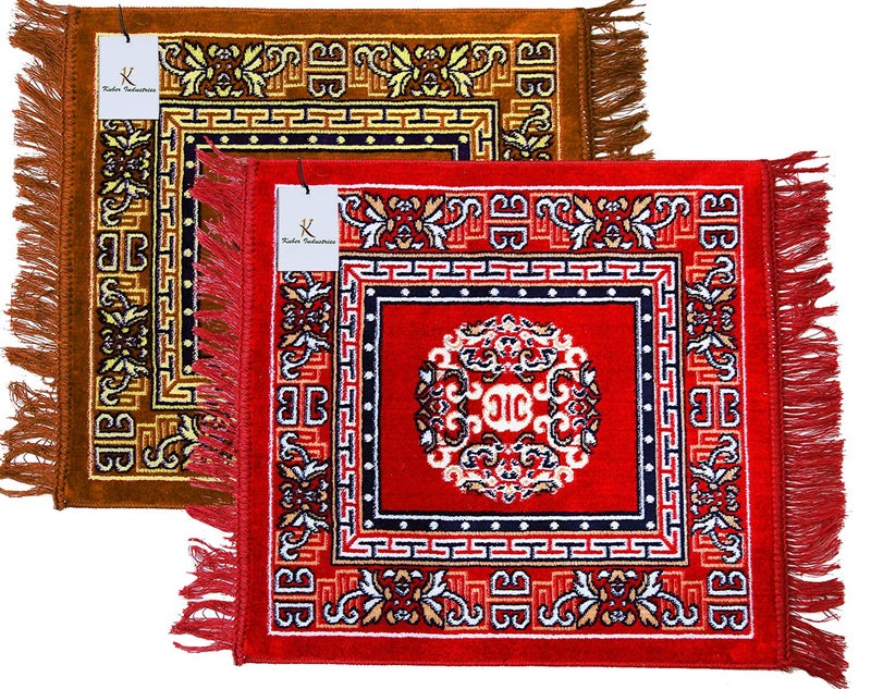 Kuber Industries 2 Pieces Velvet Prayer Mat/Aasan/Pooja Mat/Meditation Mat/Multipurpose Velvet Rug Mat 2 ft X 2 ft (Gold & Red) CTKTC33950, Standard - Image 2