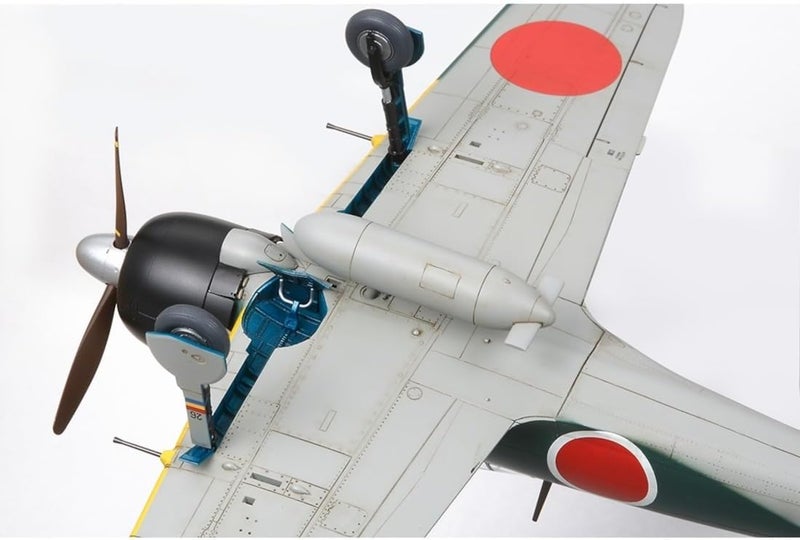 Tamiya Mitsubishi A6M5/5A Zero Model Kit with Pilot Figures - Image 4