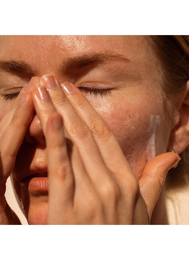 ALPHA-H Balancing Cleanser With Aloe Vera  - Image 5