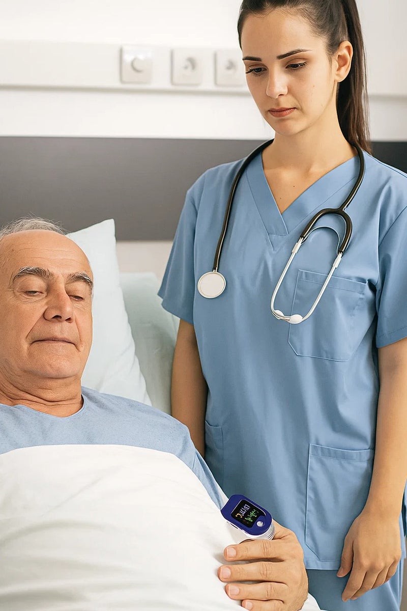 ميديكال فيرست جهاز قياس التأكسج النبضي بالأصبع يُستخدم لقياس مستوى تشبع الأكسجين في الدم (SpO2) ومعدل ضربات القلب، بالاشعة الضوئية - Image 3