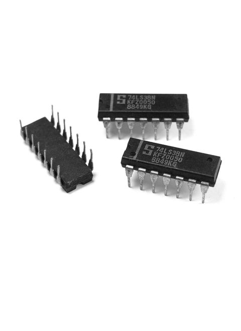 74LS38 Quad 2-Input NAND Gate IC, 14-Pin DIP Package, Logic Chip