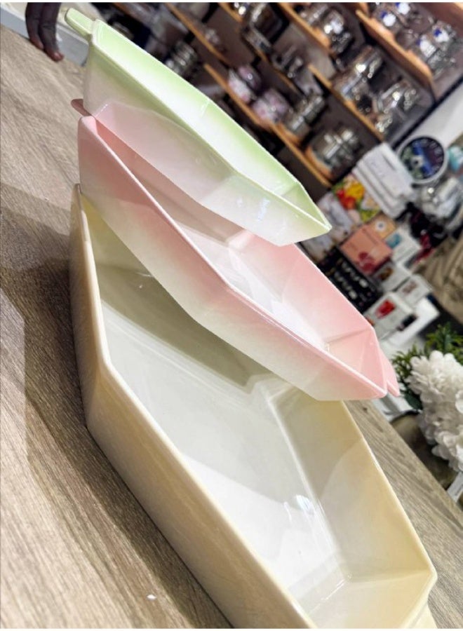 Imported porcelain baking dish set 🔥🔥 High quality ✨✨ 3-piece set Sizes: 22 x 30 20 x 27 18 x 22 - Image 3