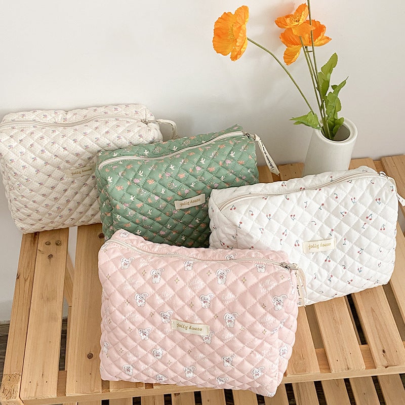 Yiyu/New Ins Cute And Gentle Ins Large Capacity Portable Quilted Cosmetics Bag Cosmetic Bag Liner Bag - Image 2