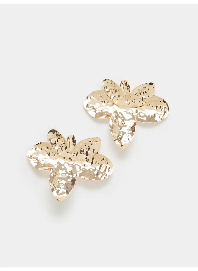 Styli Styli Oversized Hammered Dangle Earrings