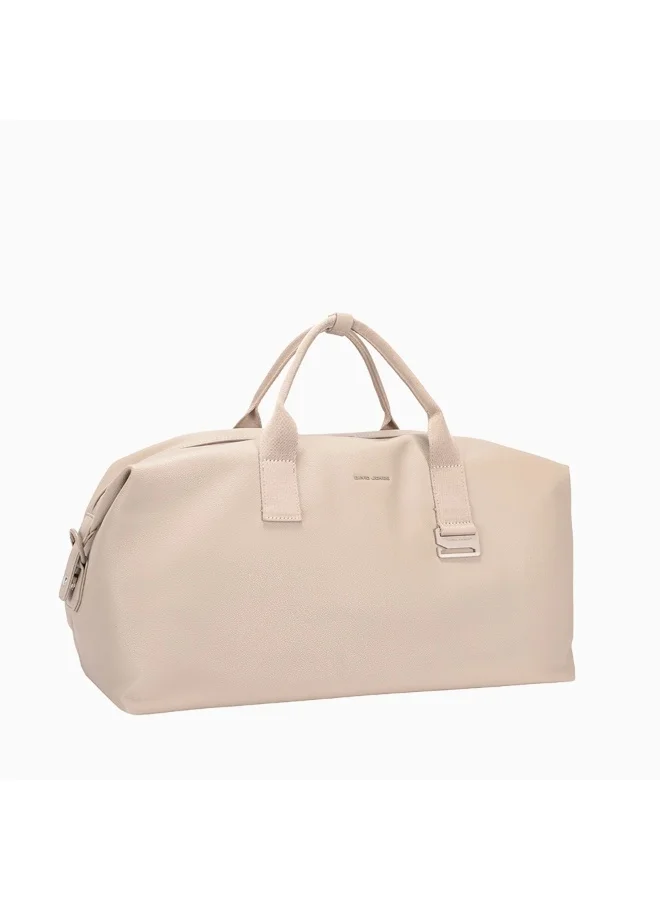 ديفيد جونز حقيبة "دافيد جونز" (David Jones) الجديدة (طراز cm8207)؛ حقيبة واسعة مصنوعة من الجلد الصناعي، مثالية للرياضة والنادي الرياضي والعمل والسفر، وتتميز بتصميم عصري وأنيق يسهل حمله.