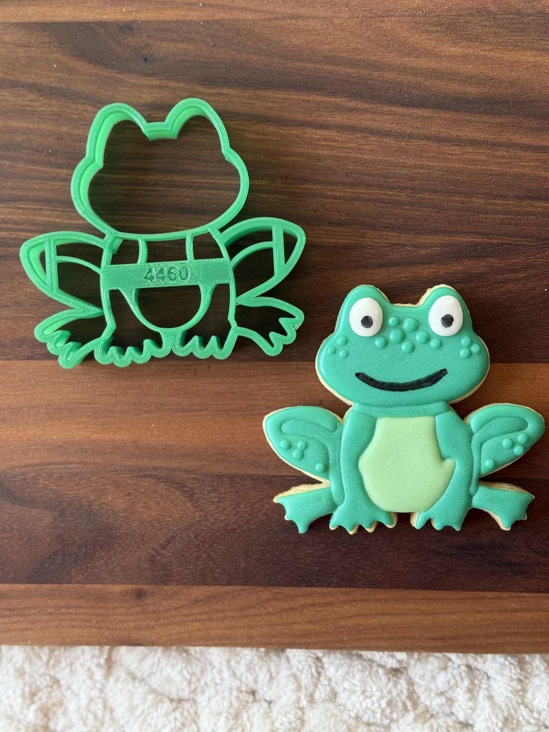 Heart's Treasure FROG COOKIE CUTTER WITH SNAKE AND TURTLE Detailed Sea Turtle Tortoise Frog Toad Snake Serpent Reptile Outline Cookie Cutters For Spring Earth Day Easter Baby Shower Birthday Graduation (3 Pack) - Image 3