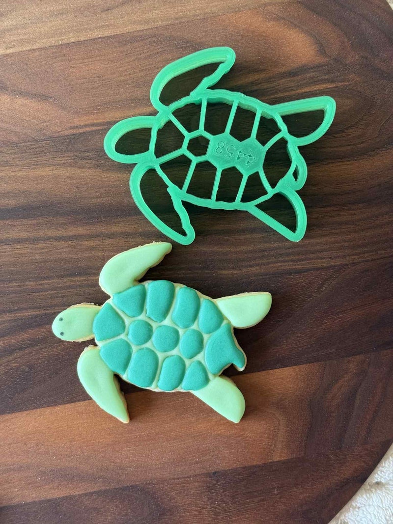 Heart's Treasure FROG COOKIE CUTTER WITH SNAKE AND TURTLE Detailed Sea Turtle Tortoise Frog Toad Snake Serpent Reptile Outline Cookie Cutters For Spring Earth Day Easter Baby Shower Birthday Graduation (3 Pack) - Image 4