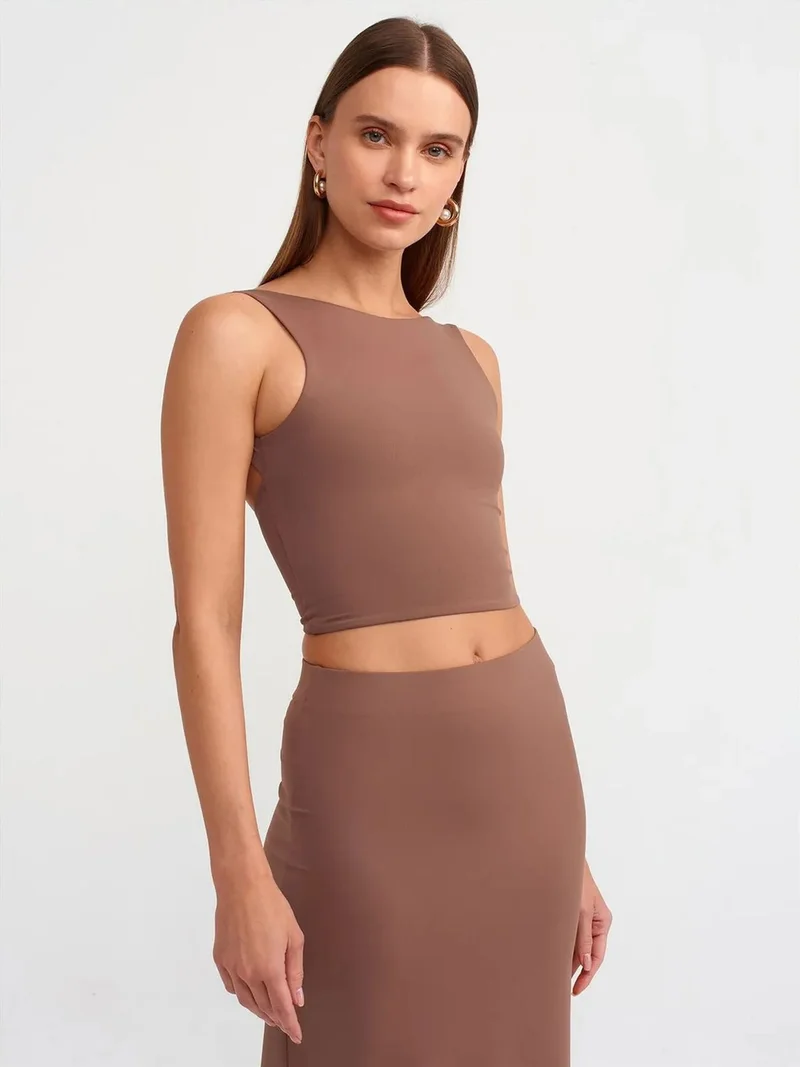 ديلفين Dilvin Women's Sleeveless Cut-Out Crop Blouse