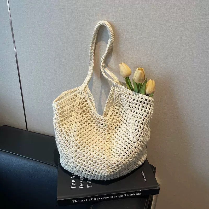 Woven Straw Beach Crossbody Bag - Image 3