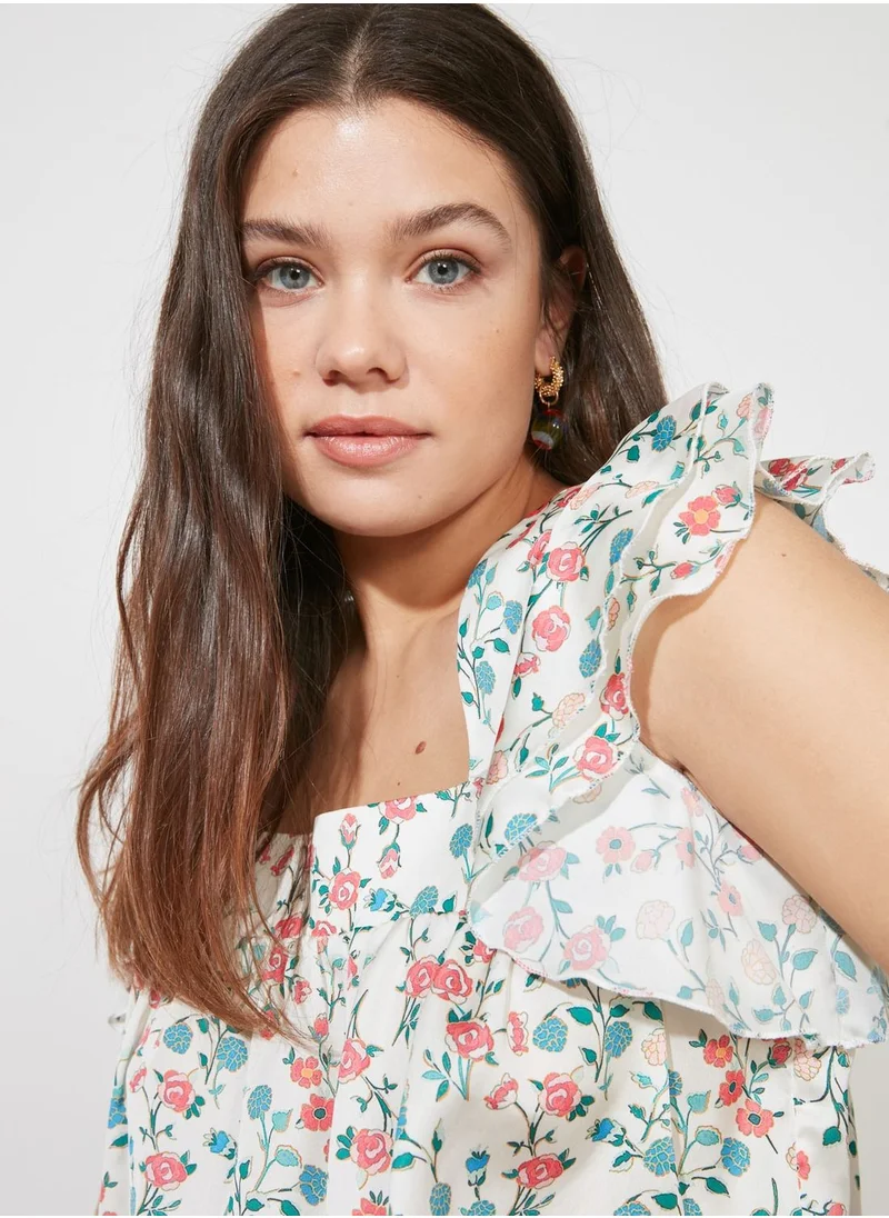 trendyol Ruffle Detail Floral Print Top