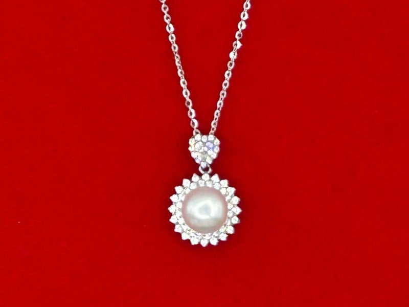 Armaaj Elegant Silver-toned pendant Necklace featuring a Round, white Lustrous Pearlcenter piece - Image 2