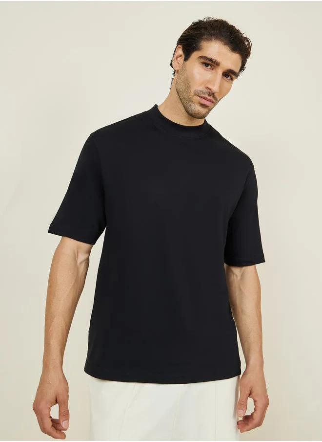 ستايلي Oversized Mock Neck Short Sleeve T-Shirt