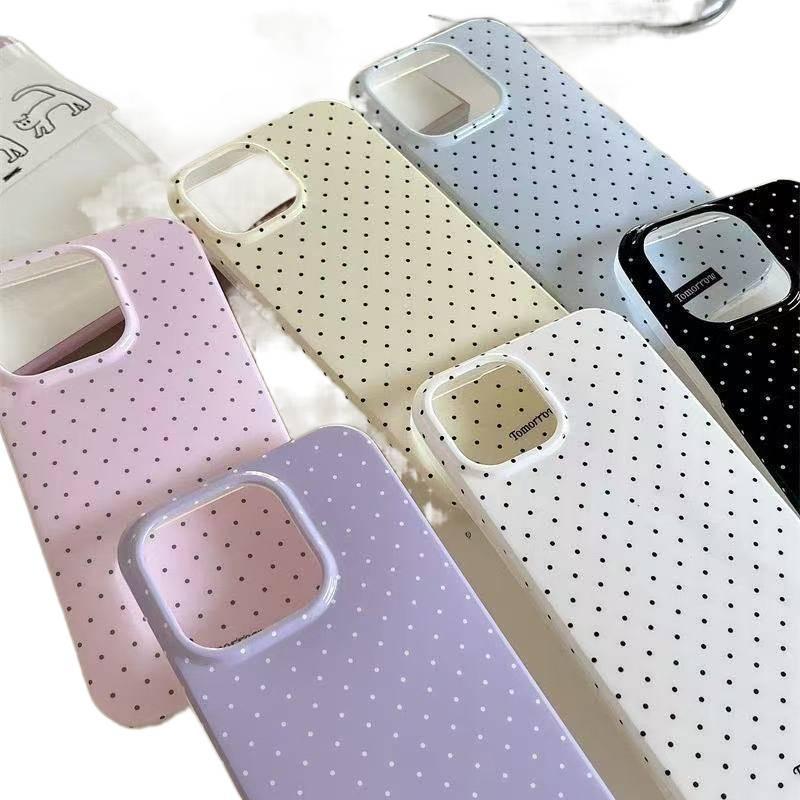 MS Silicone Protective Case for iPhone 13 with Shockproof and Drop Protection plus Shockproof plus Polka Dot plus Scratch Resistant in Black - Image 4