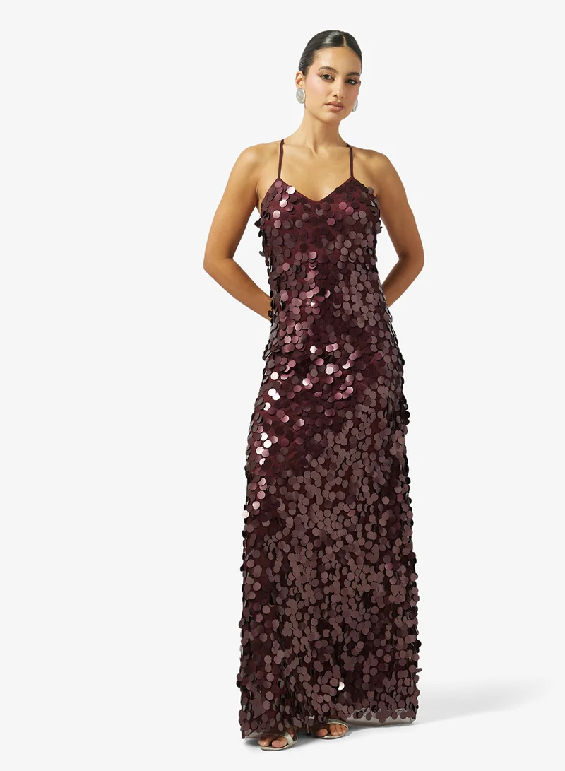 نمشي x فستان سهرة مزين بالترتر