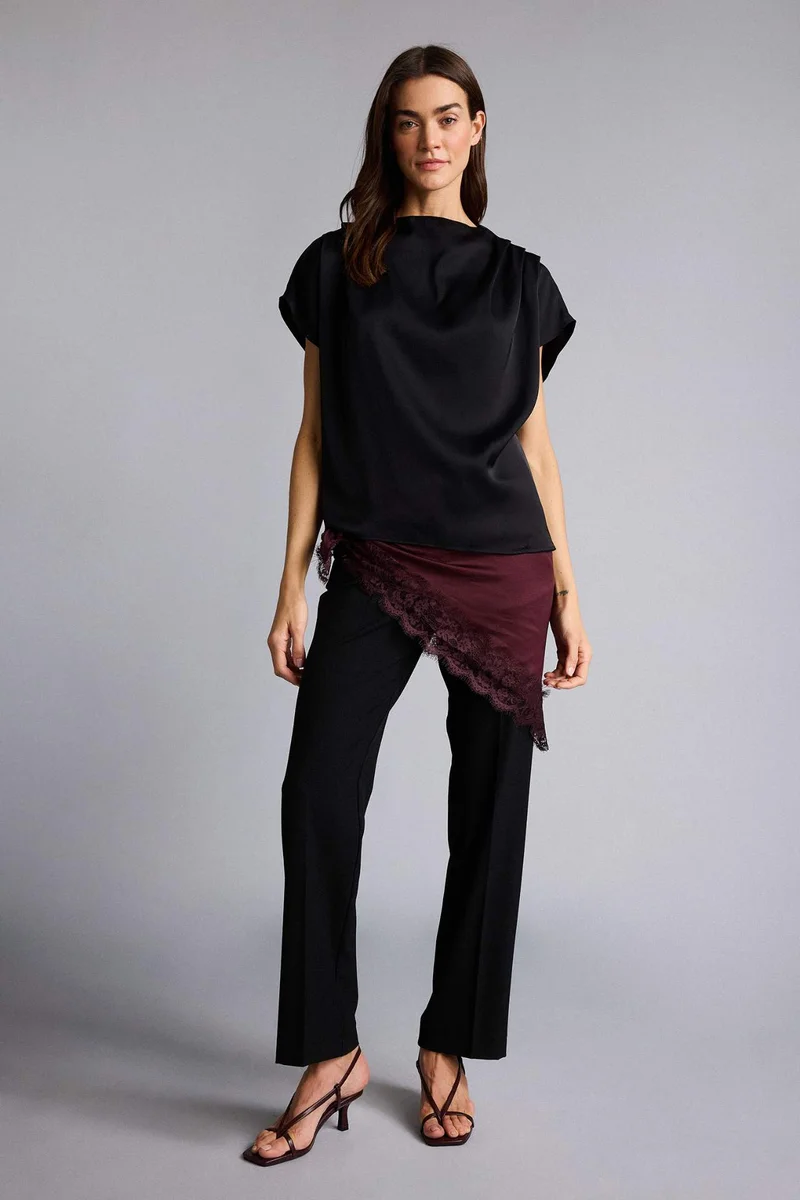 DeFacto Regular Fit Degaje Neck Short Sleeve Blouse