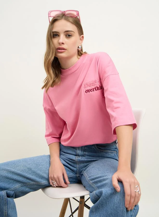 Styli Styli Women Pink Slogan Embroidered Dropped Shoulder Oversized T-Shirt