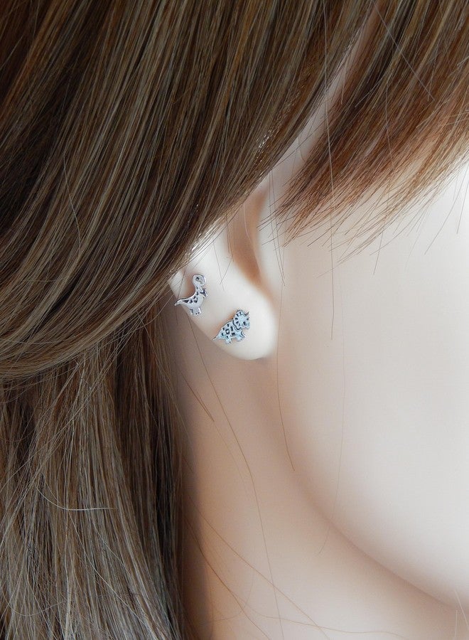 آيسروز مجموعة أقراط ICYROSE من الفضة الإسترليني عيار 925، مكونة من 3 أزواج، بتصميمات ديناصورات متنوعة وأصدقائها من العصر الجوراسي (خالية من النيكل)، تشمل: تي ريكس، تيرانوصور، براكيوصور، ترايسيراتوبس - Image 2